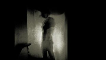 我心靈受傷，情緒低落，感到透不過氣來