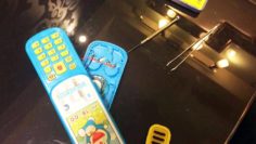 我是孩子的玩具修理員