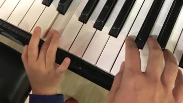 女兒學琴，燃起了媽媽追尋夢想的激情