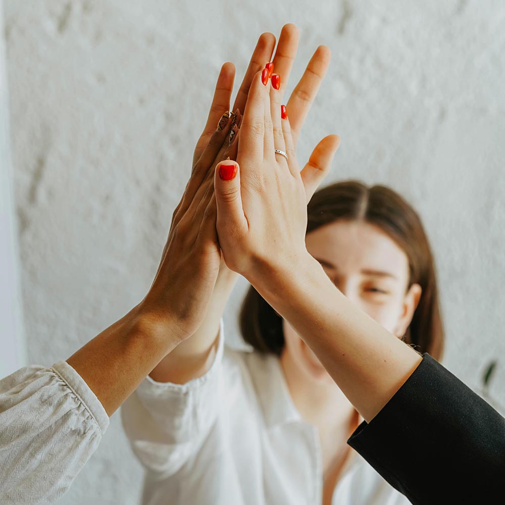 育兒孤單?天下父母都是你的同路人! 育兒孤單?天下父母都是你的同路人!